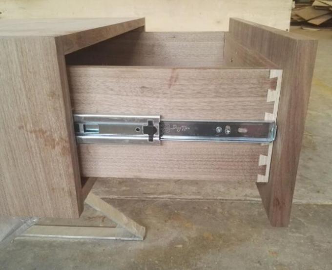 King Size Hotel Bedside Tables Metal Leg Hospitality Case Goods With 100% Sheen 1