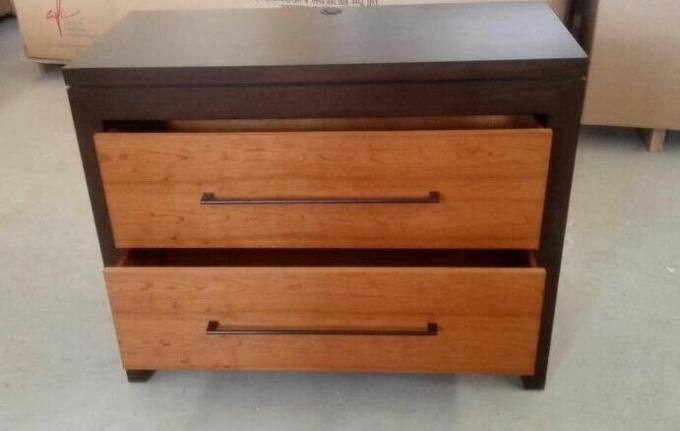 Double Drawer Wooden Hotel Room Dresser / Long Handle Luxury Bedroom