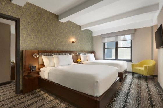 Good price Rubber Wood Hotel Bedroom Furniture Set High Density Foam online
